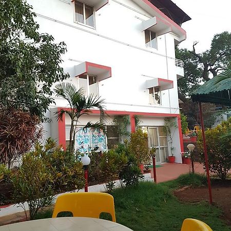Hotel Stone House Mahābaleshwar Esterno foto