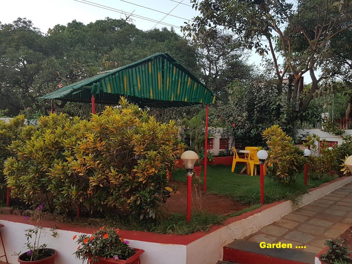 Hotel Stone House Mahābaleshwar Esterno foto