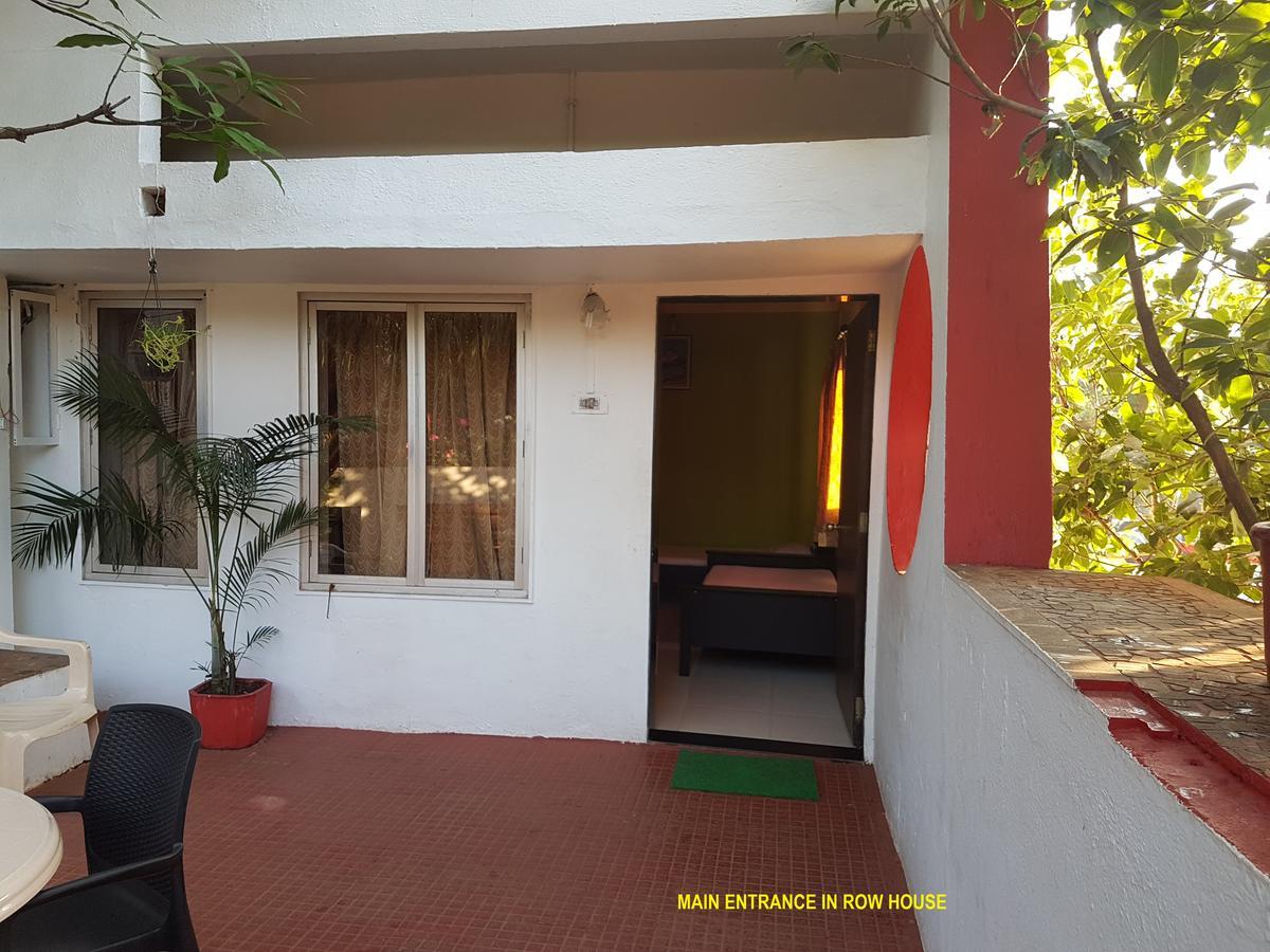 Hotel Stone House Mahābaleshwar Esterno foto