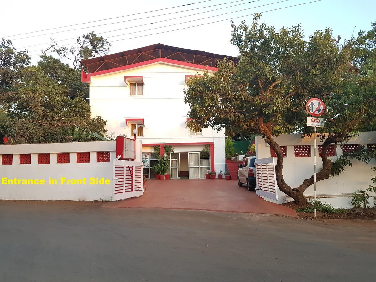 Hotel Stone House Mahābaleshwar Esterno foto