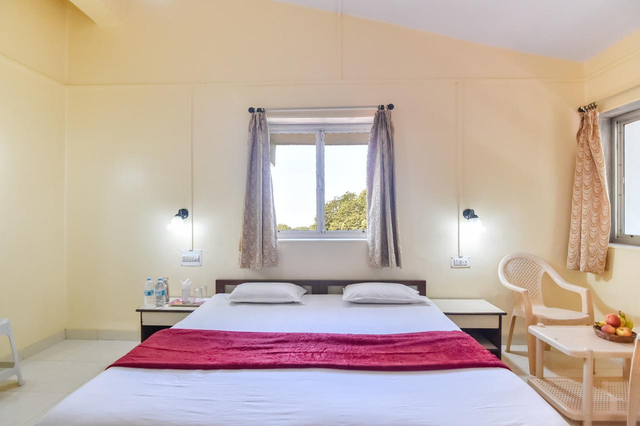 Hotel Stone House Mahābaleshwar Esterno foto