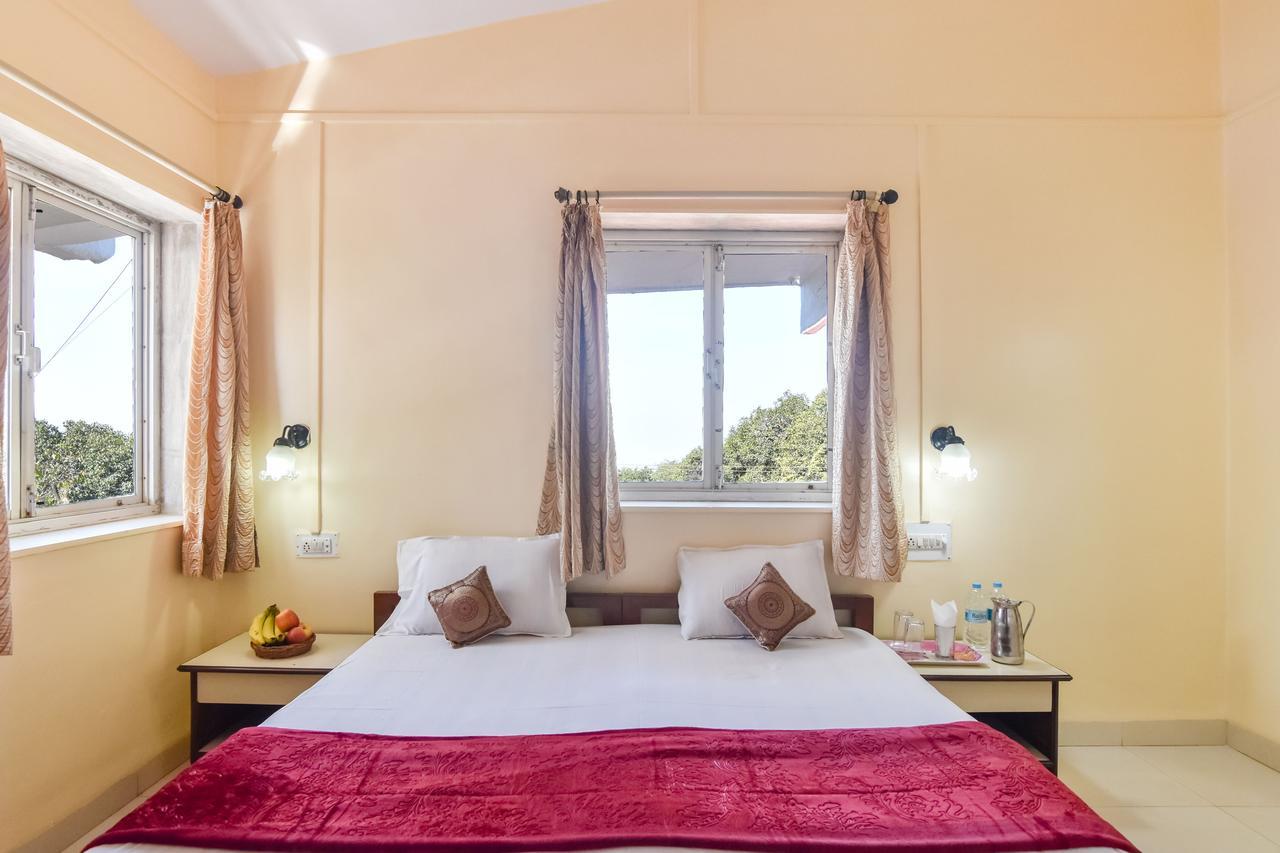 Hotel Stone House Mahābaleshwar Esterno foto