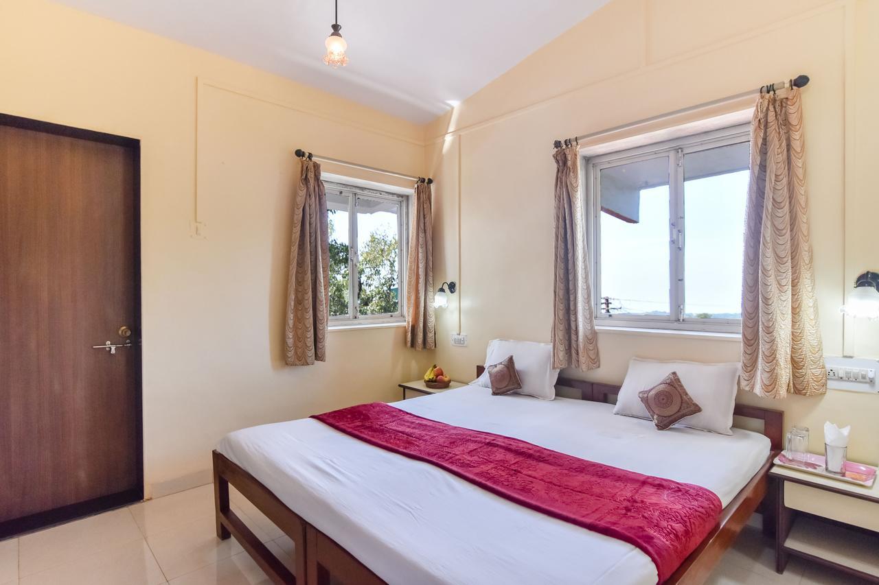 Hotel Stone House Mahābaleshwar Esterno foto