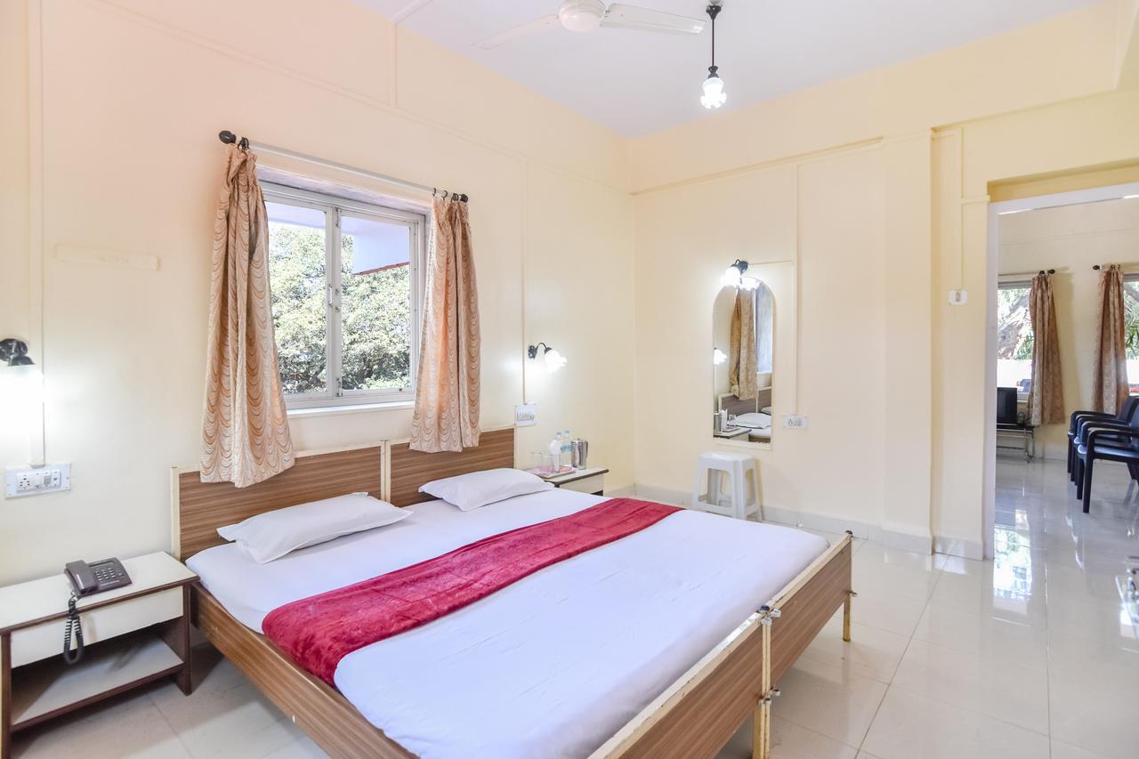 Hotel Stone House Mahābaleshwar Esterno foto